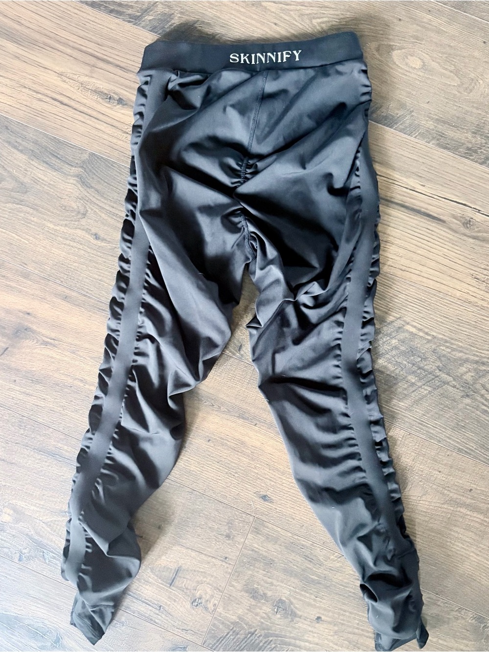 Skinnify Resistance Band Leggings Black Size Large Ruched Activewear